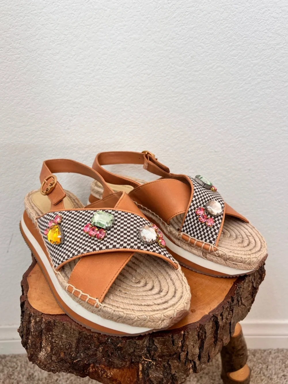 Tory Burch Brown Daisy Crystal Sandals 9.5 M in Desert Camel Open Toe Espadrille - Picture 2 of 9